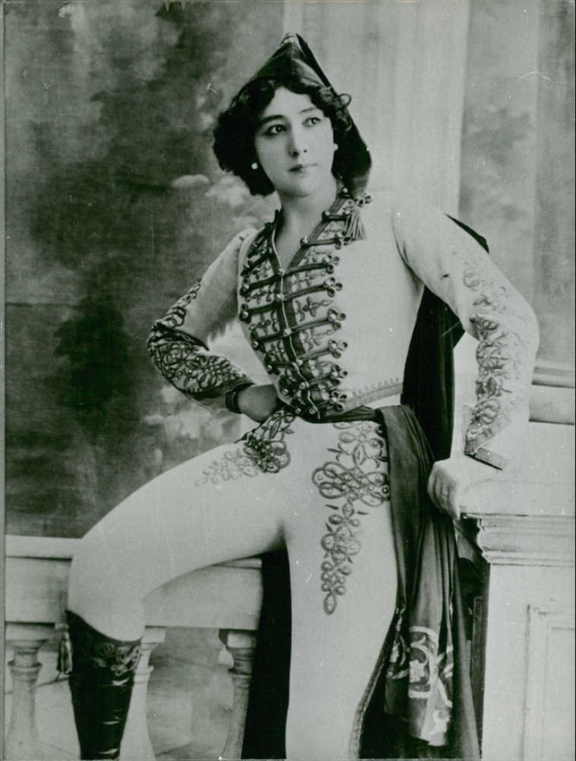 The Beautiful Carolina Otero: How a Former Prostitute Drove Europe Crazy The Beautiful Carolina Otero: How a Former Prostitute Drove Europe Crazy