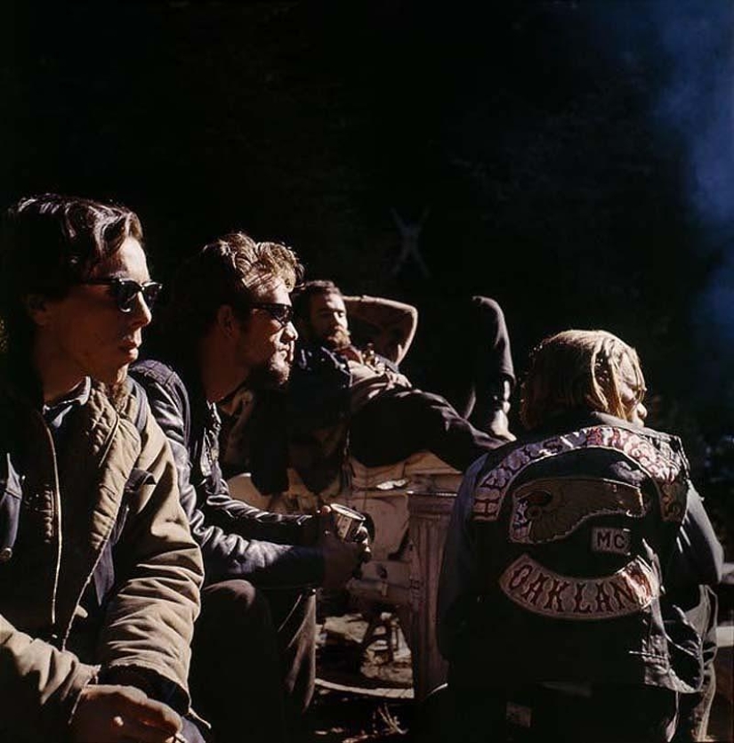 The best pictures of Hell's Angels by Hunter S. Thompson