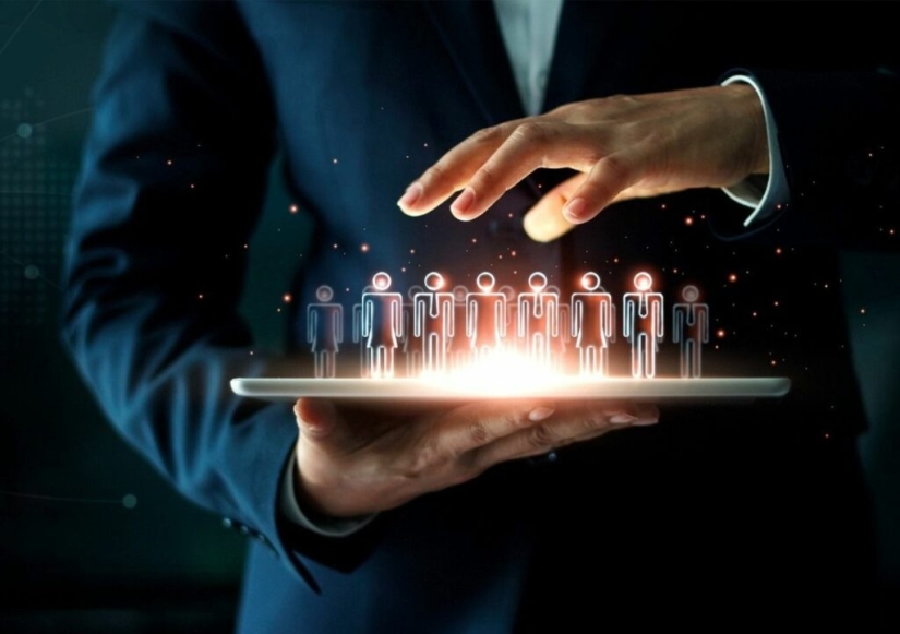 The "Dead Internet" Theory: Why Living People Leave the Network The "Dead Internet" Theory: Why Living People Leave the Network