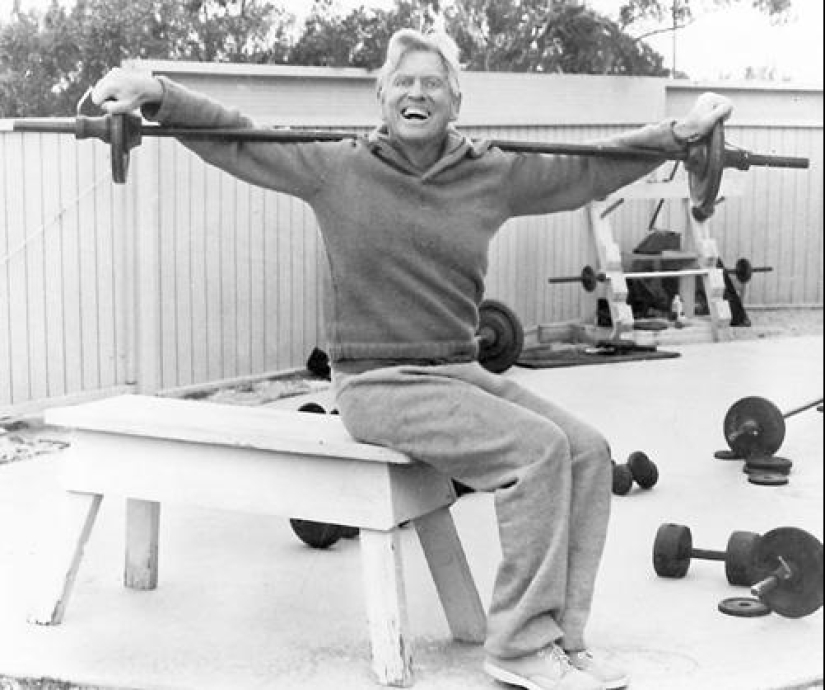 The Double Life of Dr. Bragg - What the World's Leading Fasting Popularizer Lied to Everyone About