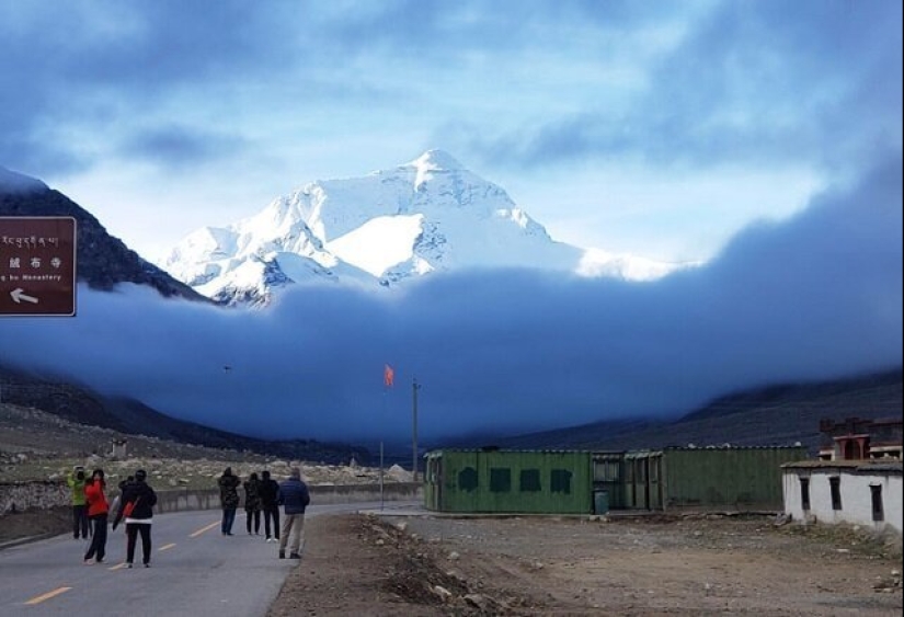 The familiar world shown with an unusual angle The familiar world shown with an unusual angle