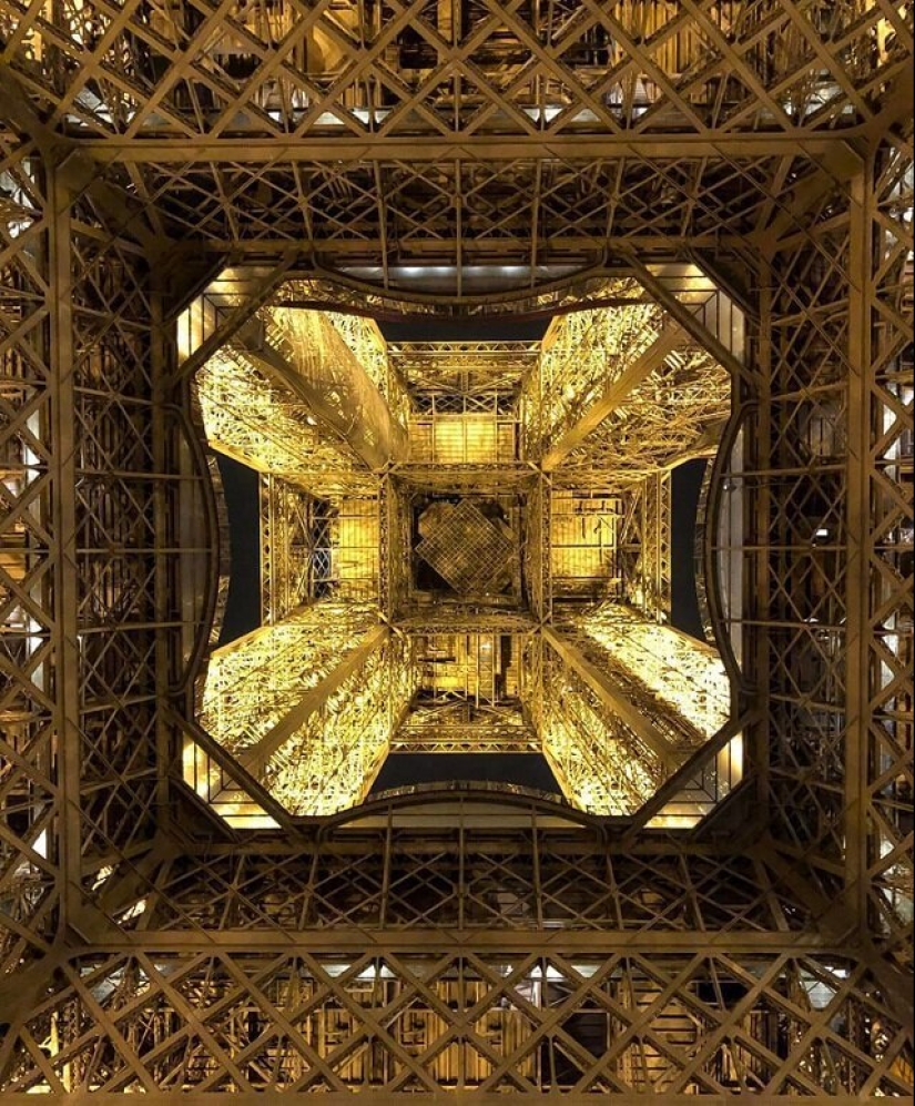 The familiar world shown with an unusual angle The familiar world shown with an unusual angle