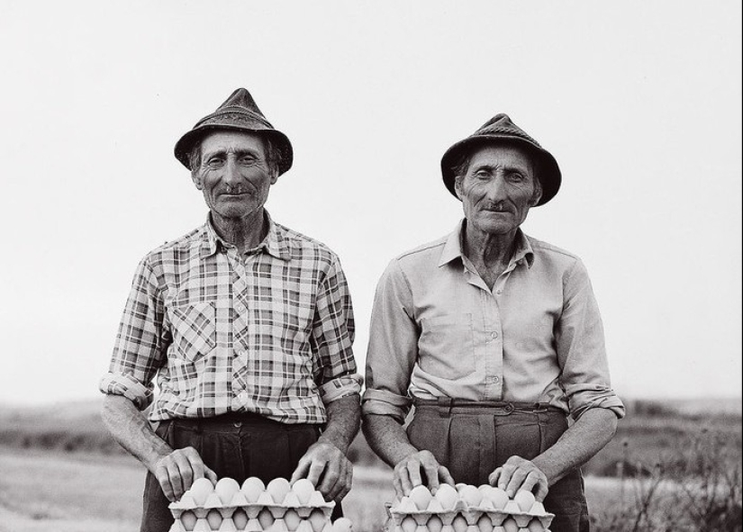 The Gemini project of the Hungarian photographer jános Stechovice