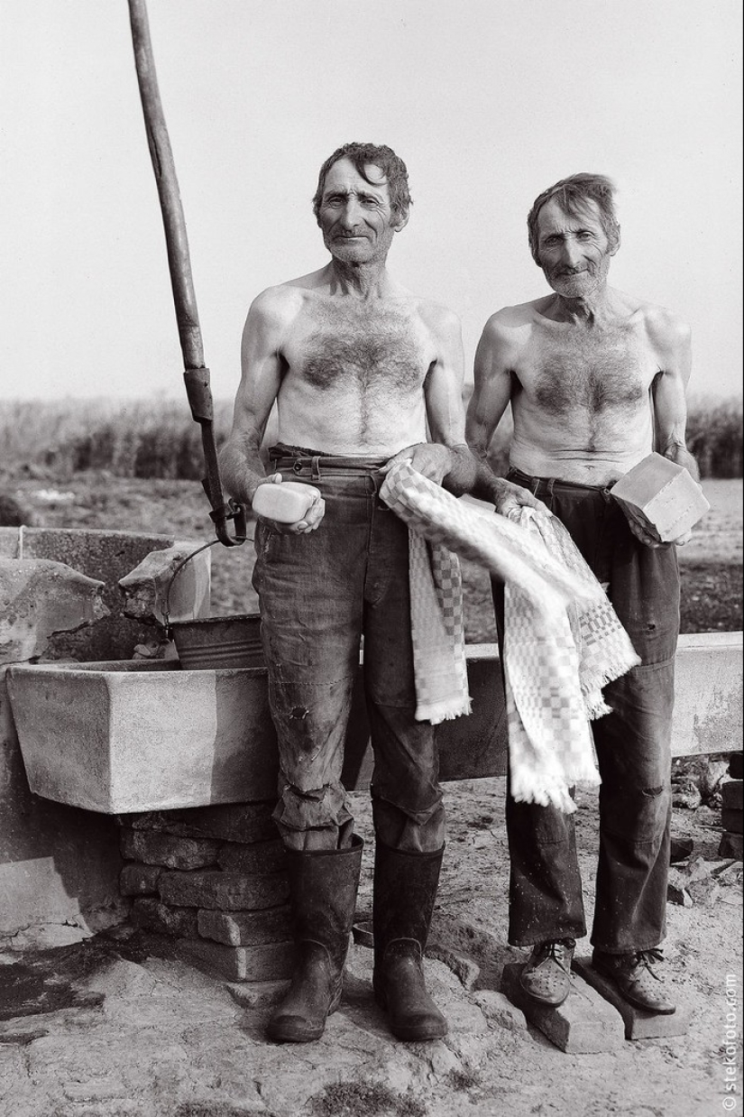 The Gemini project of the Hungarian photographer jános Stechovice