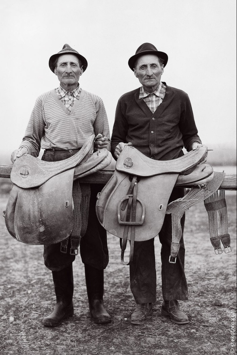 The Gemini project of the Hungarian photographer jános Stechovice