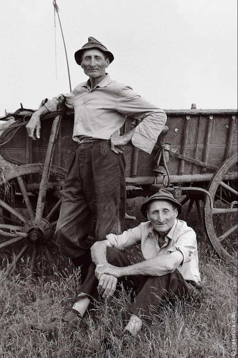 The Gemini project of the Hungarian photographer jános Stechovice