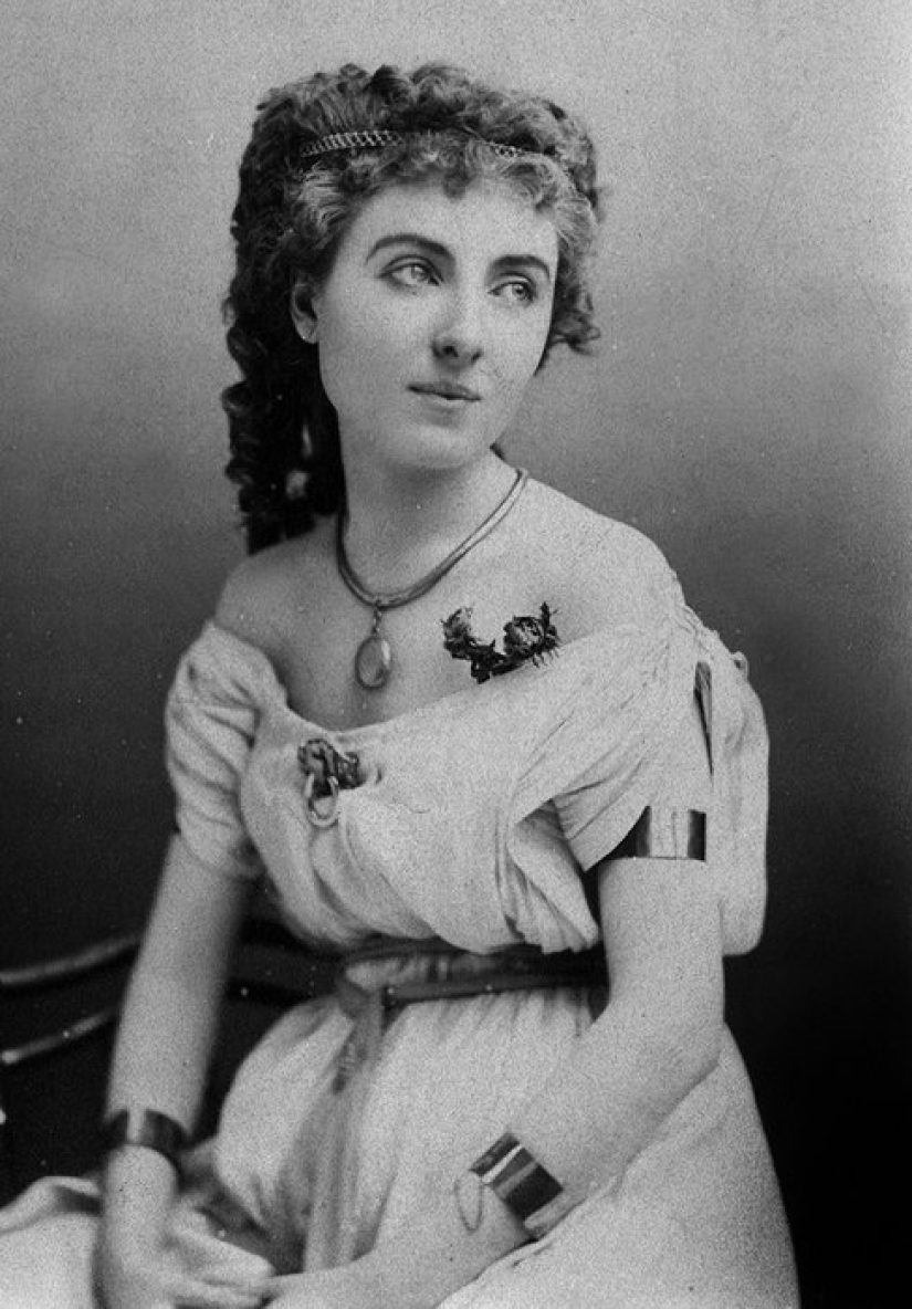 The Golden age of enjoyment and pleasure: the history of debauchery Belle Epoque The Golden age of enjoyment and pleasure: the history of debauchery Belle Epoque