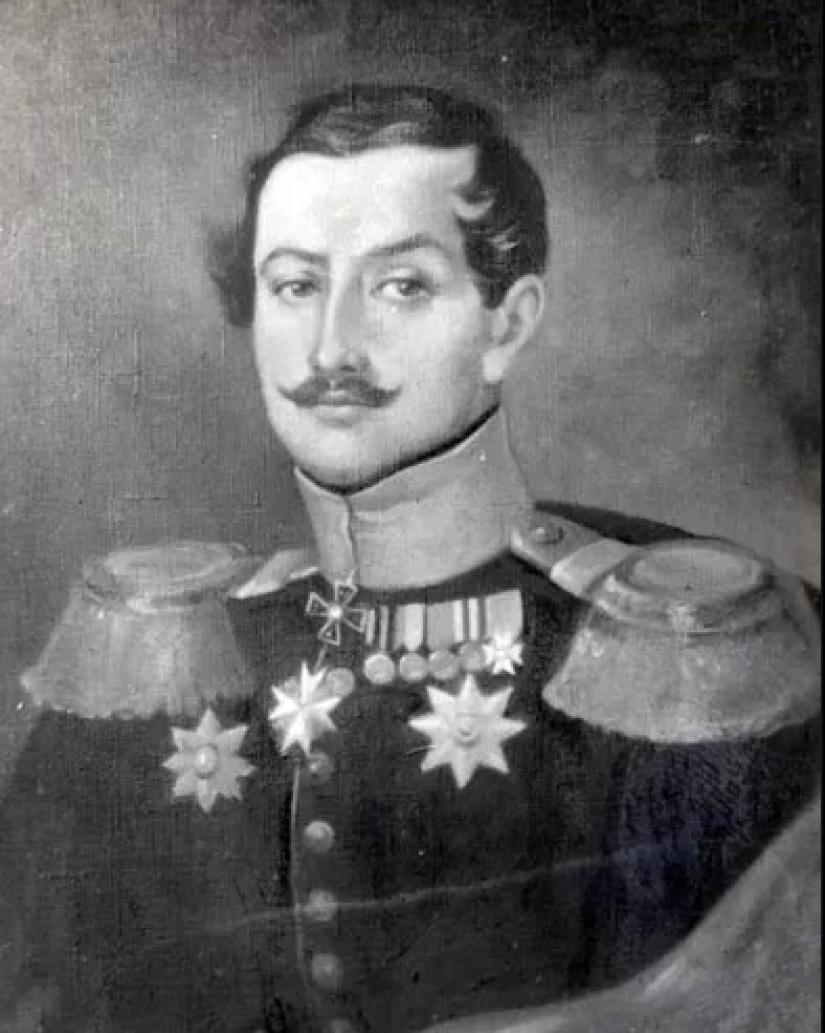 The history of the "Black rose": widowed at the age of 16, his wife Griboyedov kept mourning life