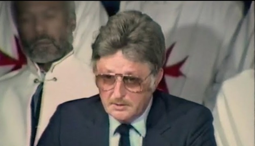 The History of the Order of the Temple of the Sun: How an Undereducated Jeweler Created a Suicide Sect The History of the Order of the Temple of the Sun: How an Undereducated Jeweler Created a Suicide Sect