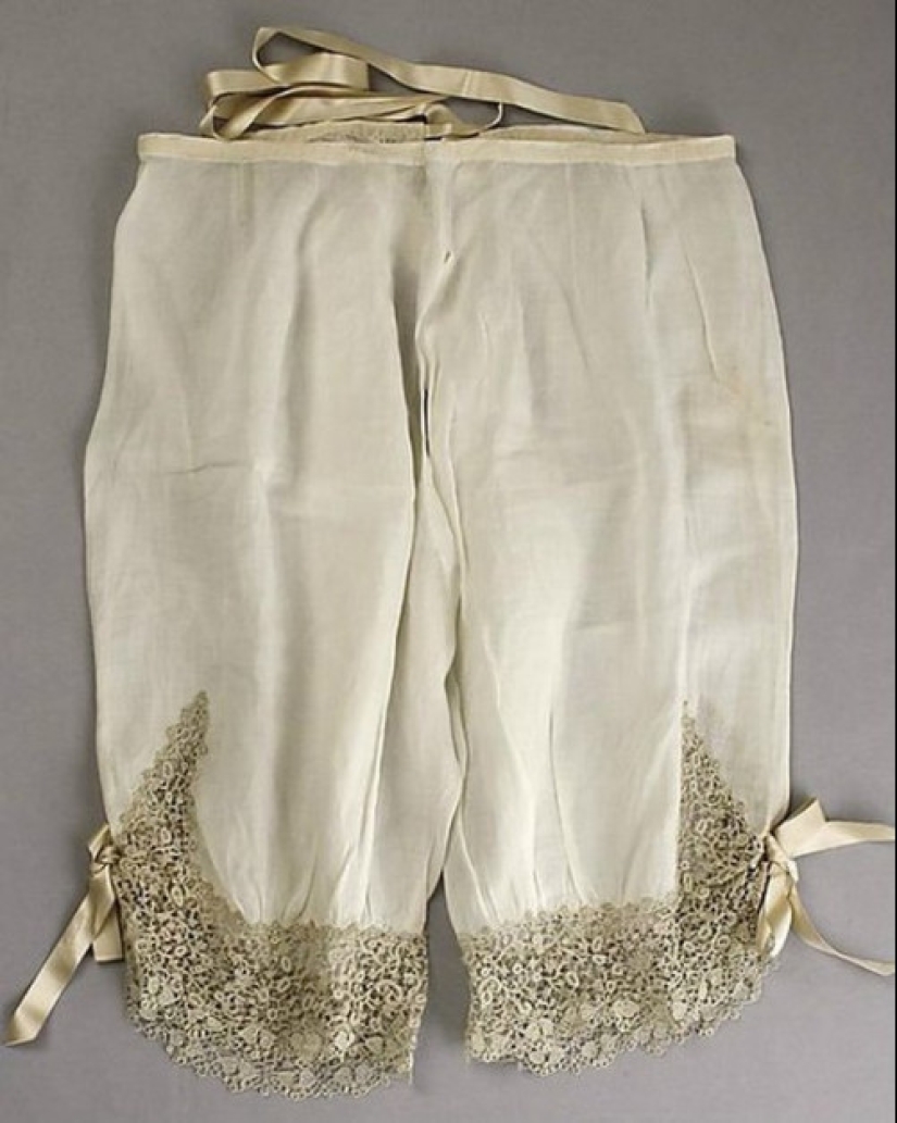 The history of women's pantaloons: from modesty to fashionable rebellion The history of women's pantaloons: from modesty to fashionable rebellion