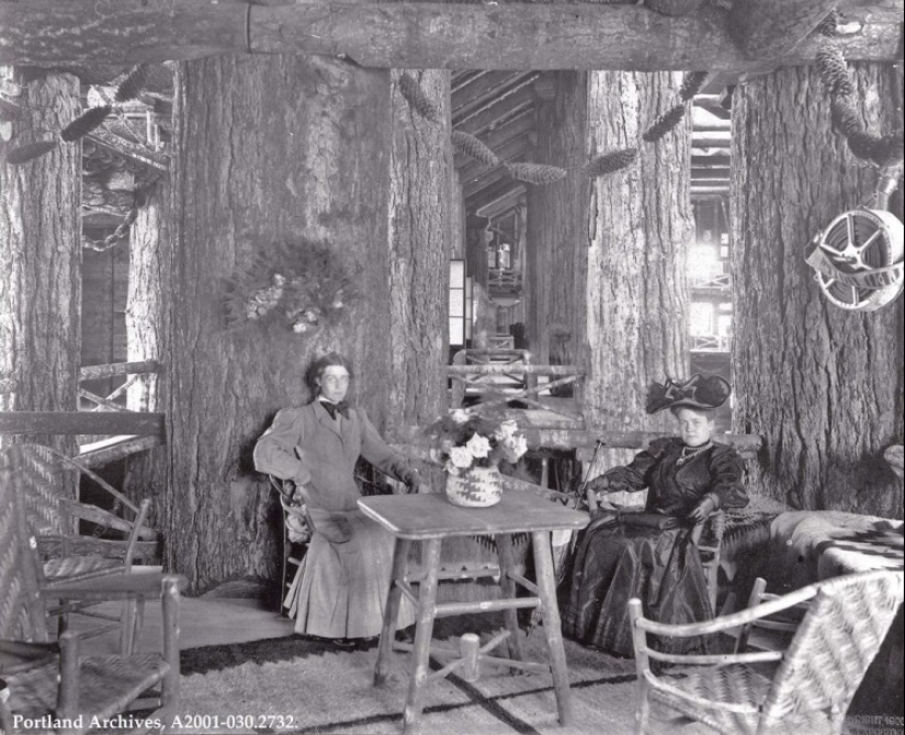 The largest hut in the world was not built in Russia The largest hut in the world was not built in Russia