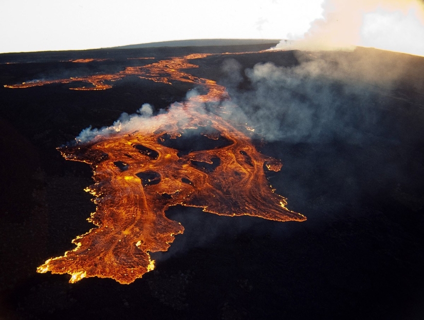 The largest volcanoes in the twenty-first century