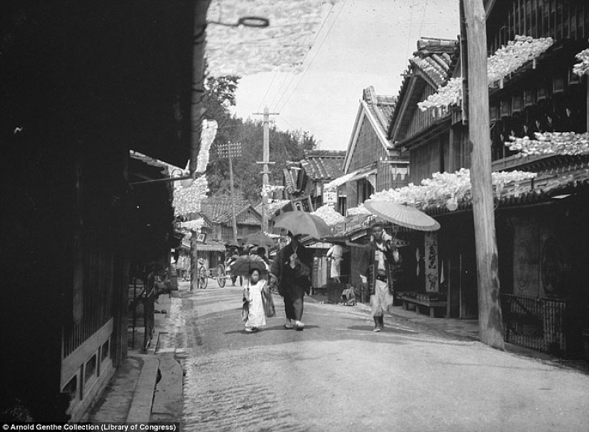 The Last Days of Feudal Japan The Last Days of Feudal Japan