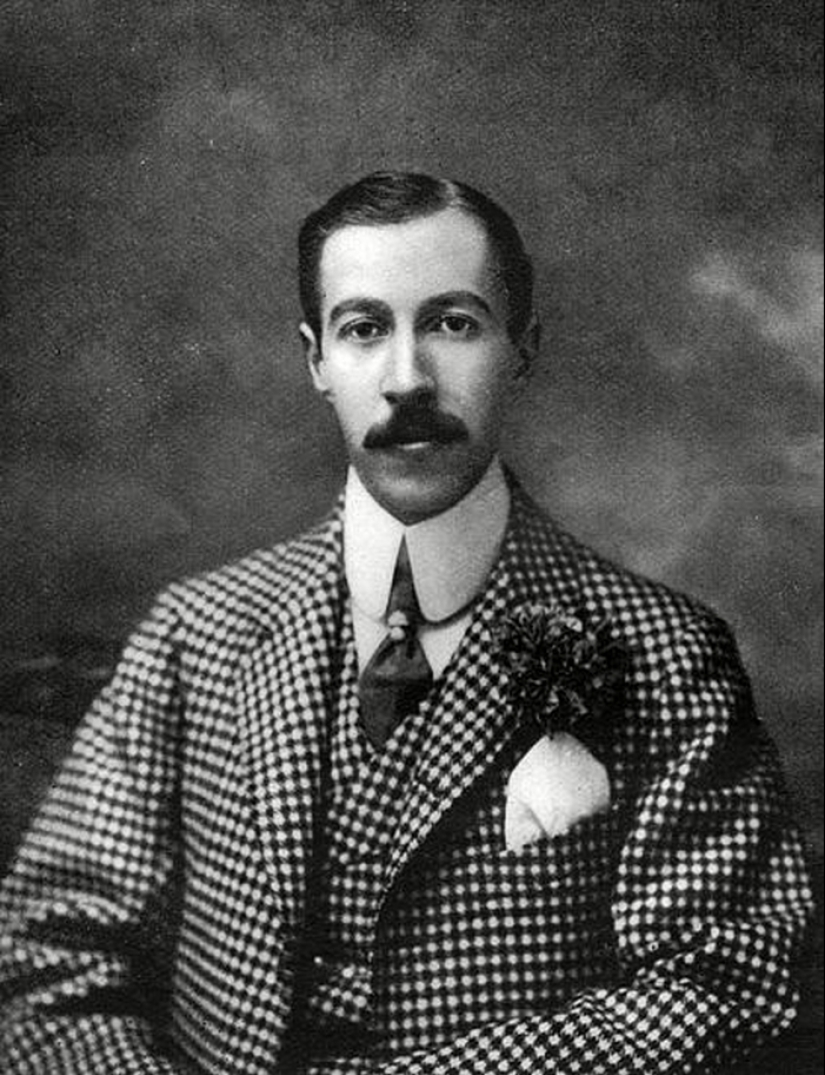 The Mad Marquis Henry Cyril Paget and his "Theatre of Joy" The Mad Marquis Henry Cyril Paget and his "Theatre of Joy"