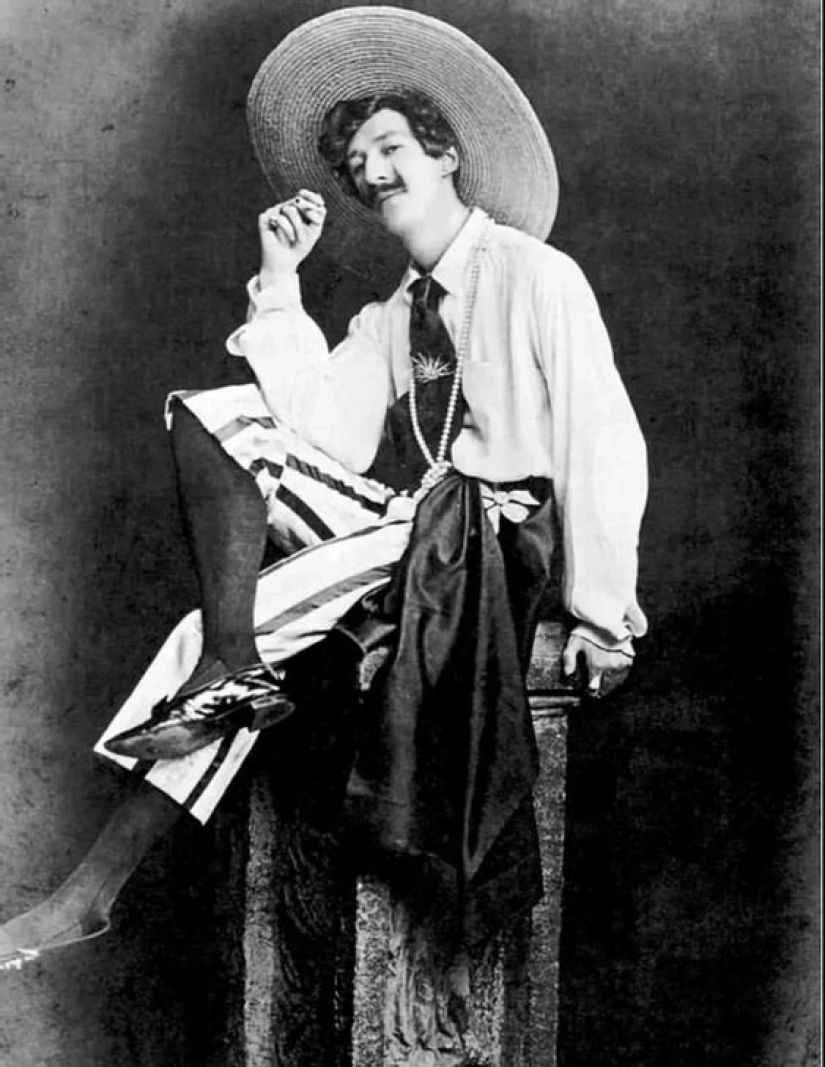 The Mad Marquis Henry Cyril Paget and his "Theatre of Joy" The Mad Marquis Henry Cyril Paget and his "Theatre of Joy"