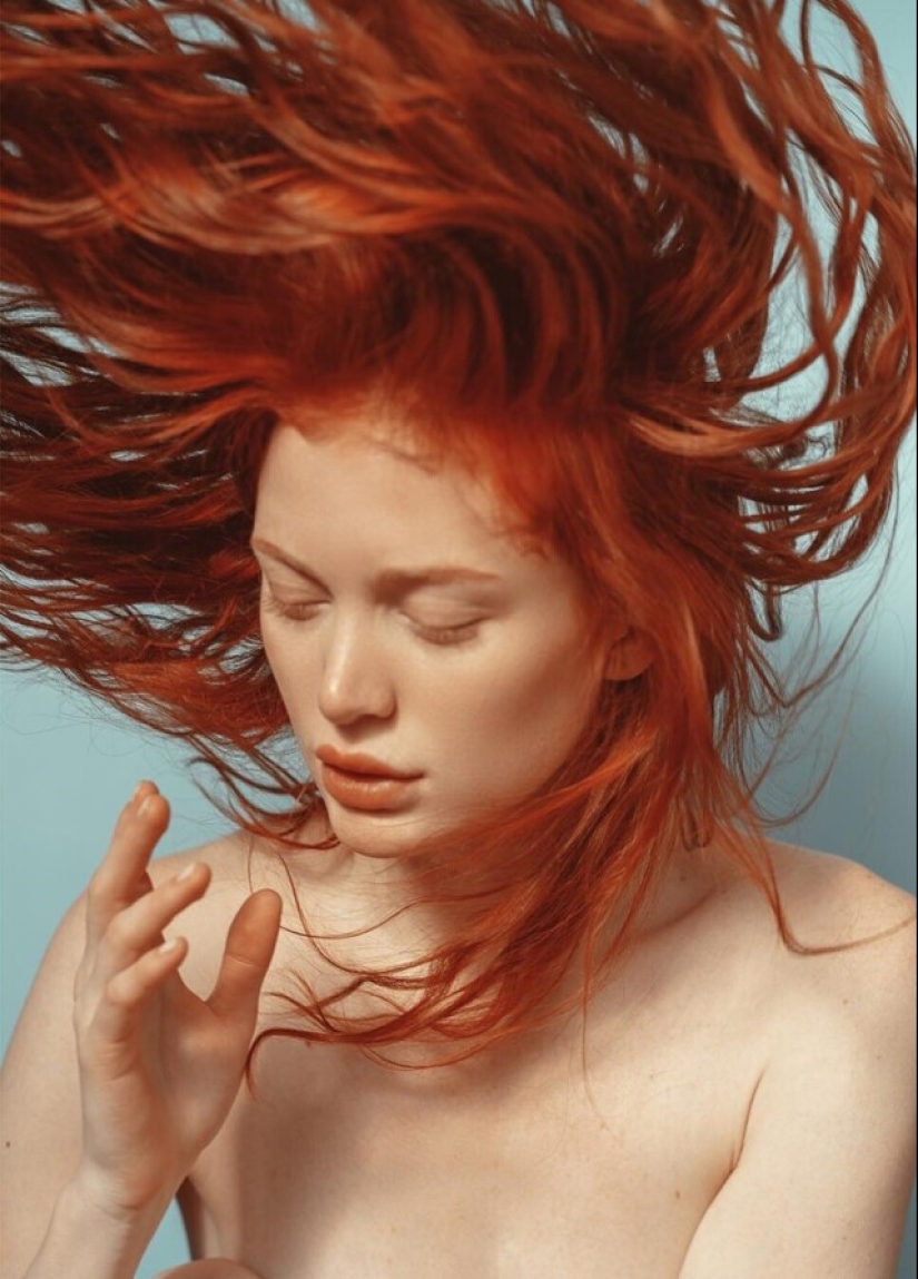 The magic of light, air and water in the photographs of Alessio Albi The magic of light, air and water in the photographs of Alessio Albi