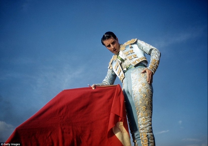 The Mexican Riviera of the 1950s, when Acapulco was not yet the fiefdom of drug dealers
