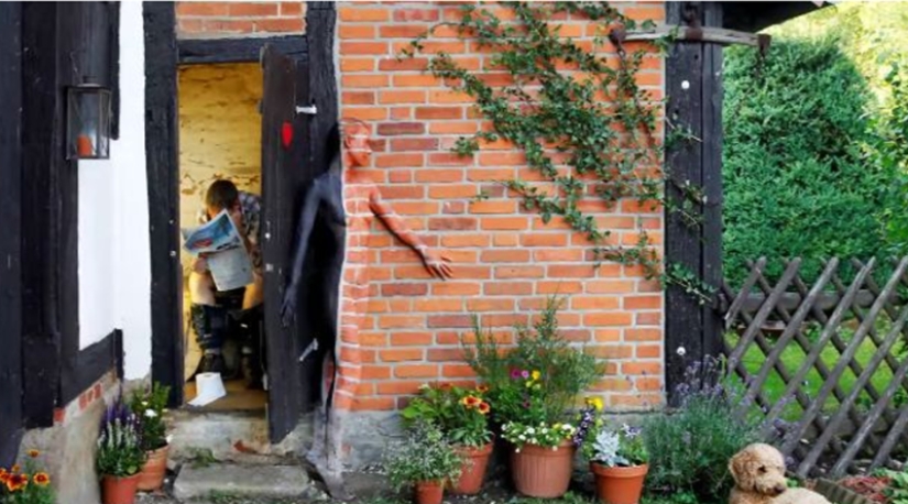 The photographer hides nude models in his landscape works. Can you find them? The photographer hides nude models in his landscape works. Can you find them?