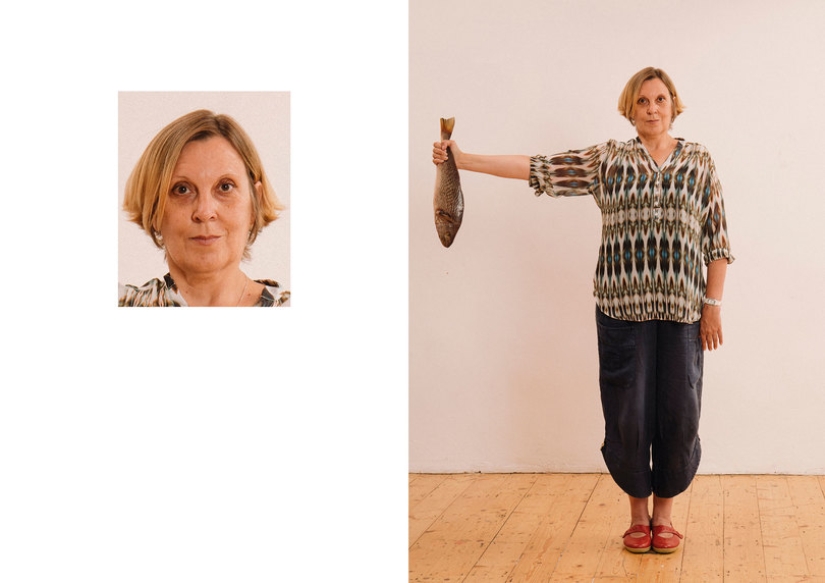 The photographer made fun of a standard passport photo: that's what chaos is happening behind the scenes The photographer made fun of a standard passport photo: that's what chaos is happening behind the scenes