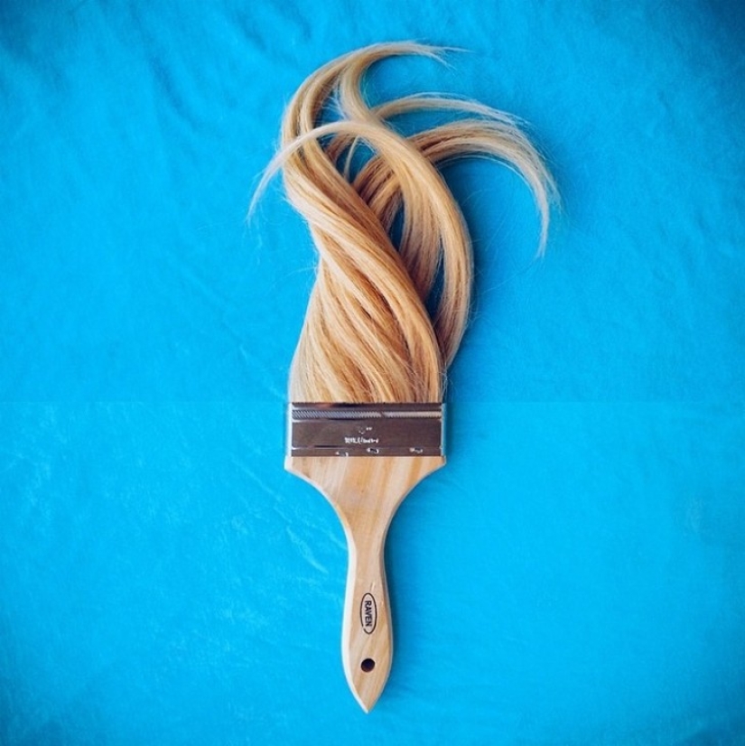 The photographer simply combines two pictures and gets a damn cool result! The photographer simply combines two pictures and gets a damn cool result!