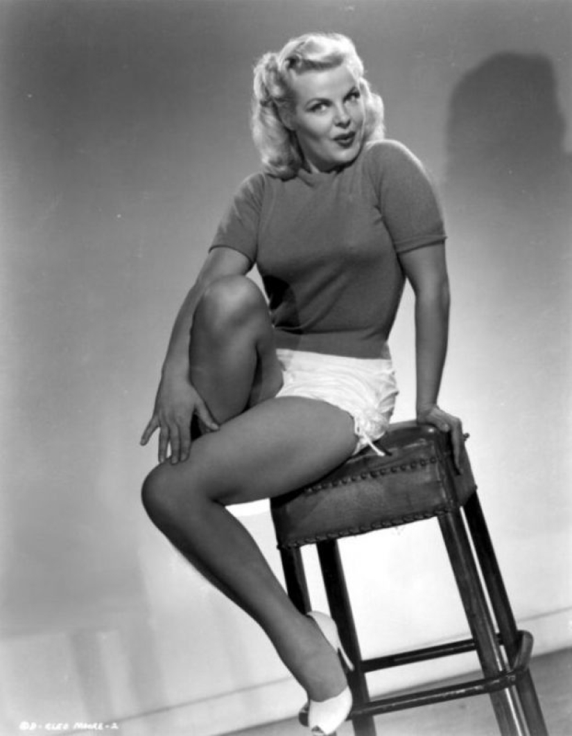 The Queen of film Noir: a great "bad girl" Cleo Moore The Queen of film Noir: a great "bad girl" Cleo Moore