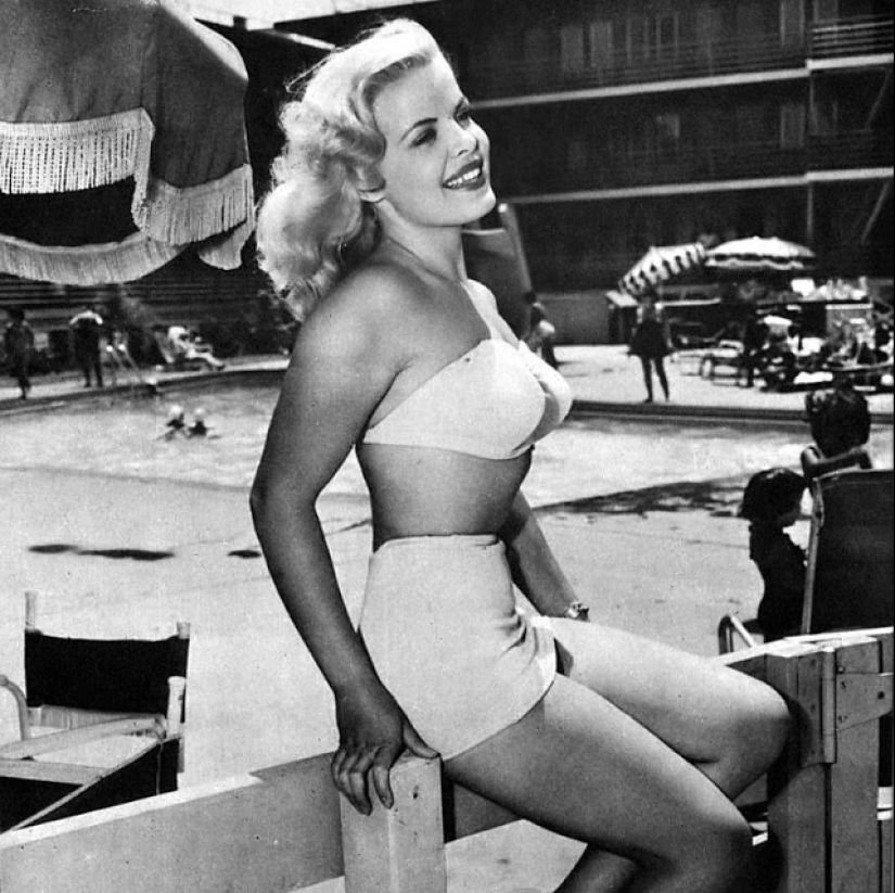 The Queen of film Noir: a great "bad girl" Cleo Moore The Queen of film Noir: a great "bad girl" Cleo Moore