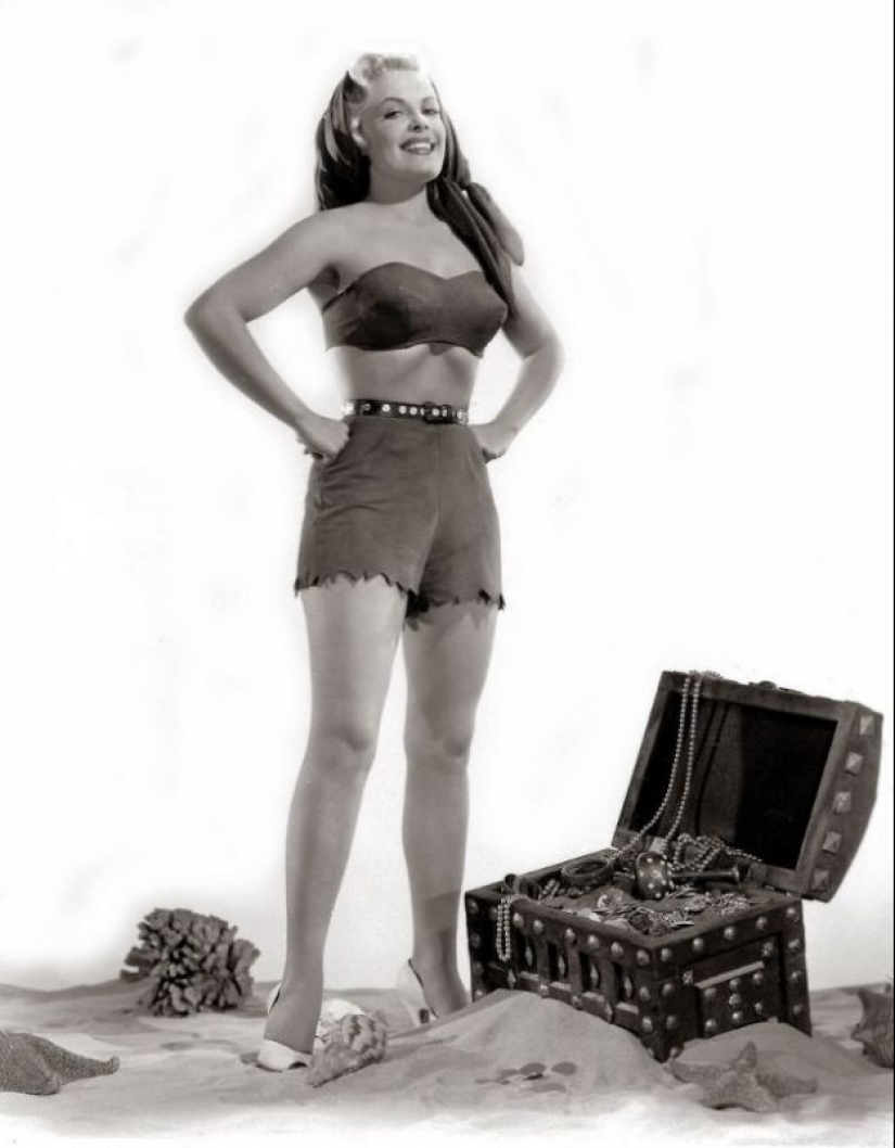 The Queen of film Noir: a great "bad girl" Cleo Moore The Queen of film Noir: a great "bad girl" Cleo Moore