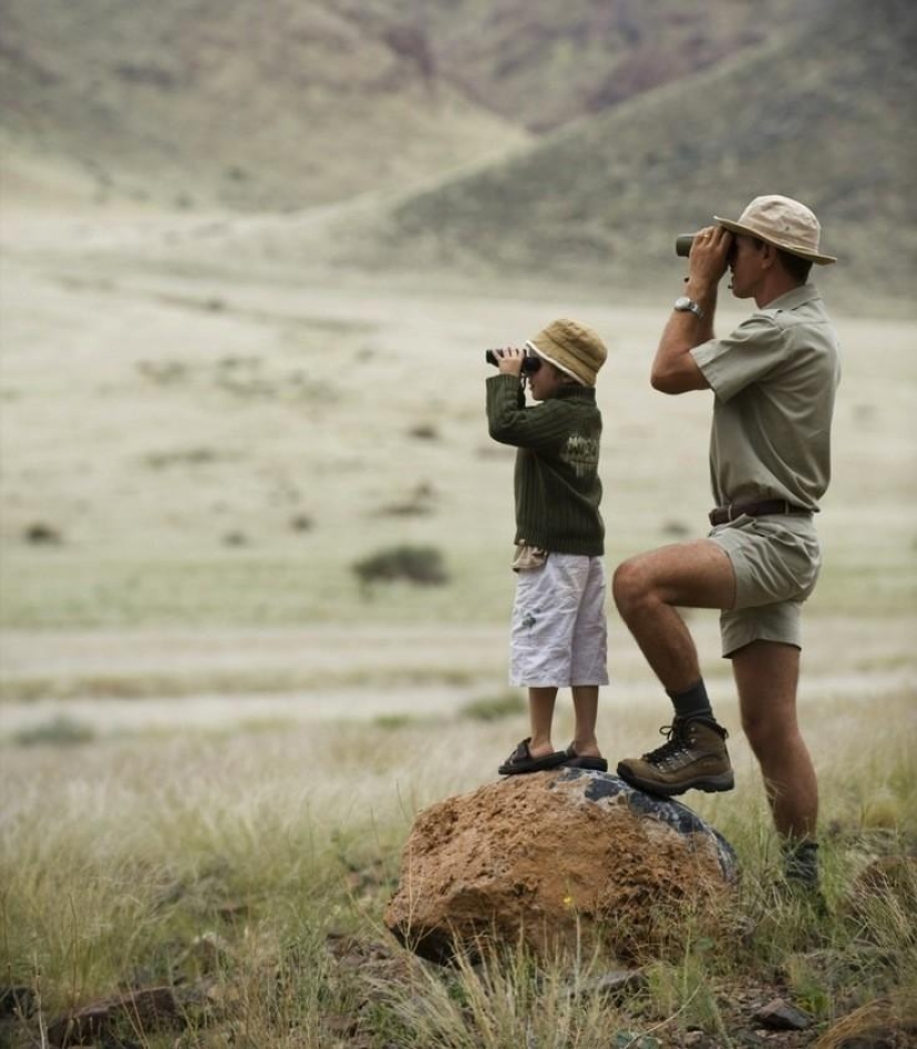 The sons in these photos are the spitting image of fathers. And vice versa