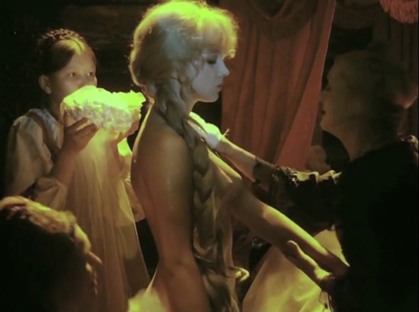 The stars of the Soviet cinema Topless scenes that you might not notice The stars of the Soviet cinema Topless scenes that you might not notice