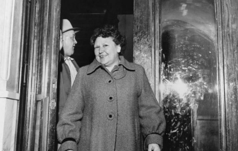 The Story of the "Funny" Killer Nannie Doss, Who Killed 12 People The Story of the "Funny" Killer Nannie Doss, Who Killed 12 People