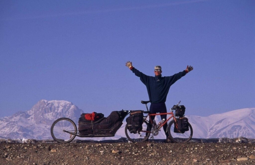 The story of the "mad Swede" Yeran Kropp, who went to Mount Everest by bicycle The story of the "mad Swede" Yeran Kropp, who went to Mount Everest by bicycle