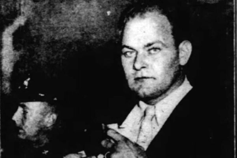 The story of Thomas Fitzpatrick, who landed a plane in downtown New York twice