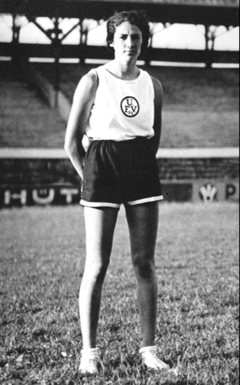 The strange story of Dora Rathjen-Hitler's favorite athlete and ... man