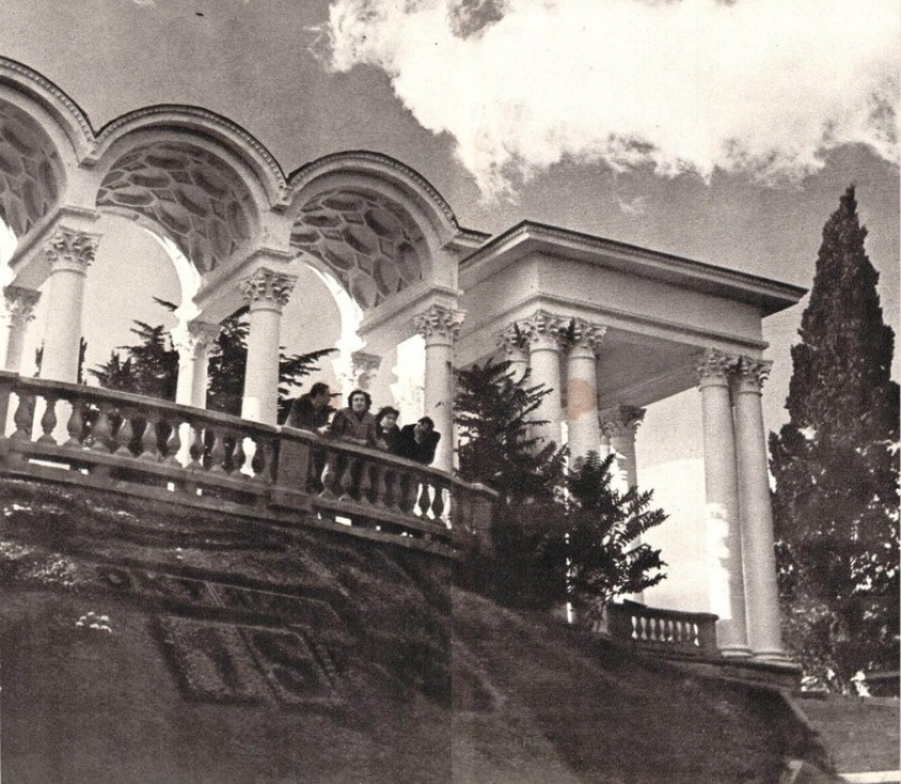 The sun of our ancestors: photos resort of Crimea 70s The sun of our ancestors: photos resort of Crimea 70s