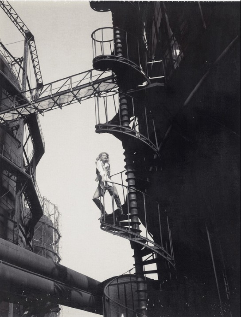 The Tempter Bruno Bisang: Erotic Photos of Famous Models by the Swiss Master of Glamour The Tempter Bruno Bisang: Erotic Photos of Famous Models by the Swiss Master of Glamour