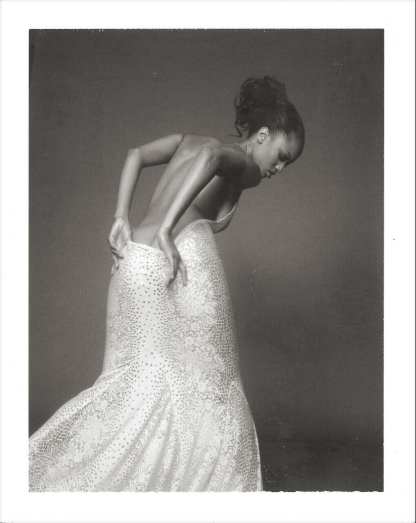 The Tempter Bruno Bisang: Erotic Photos of Famous Models by the Swiss Master of Glamour The Tempter Bruno Bisang: Erotic Photos of Famous Models by the Swiss Master of Glamour