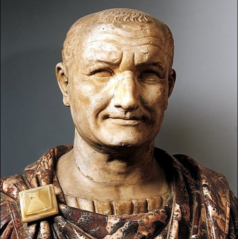 The Urine Tax in Ancient Rome, or Why Money Doesn&#39;t Smell