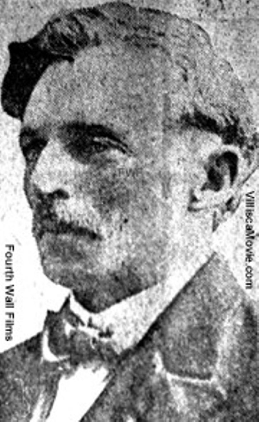 The Villisca Murders: The Horrific Story of a House with Eight Dead Bodies and a Crazy Pastor The Villisca Murders: The Horrific Story of a House with Eight Dead Bodies and a Crazy Pastor