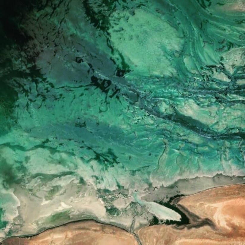 The virtual globe: 30 interesting locations with Google Earth The virtual globe: 30 interesting locations with Google Earth