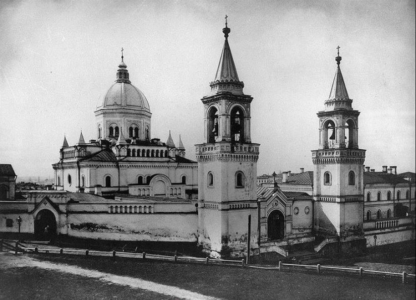 The whole truth about the Bloody mistress: the story of Darya Saltykova, a noblewoman of dosugovyy