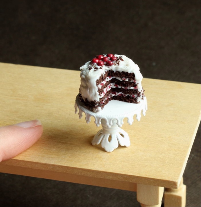 These Mini clay sculptures Look So much like real food that It Makes Your Mouth Water