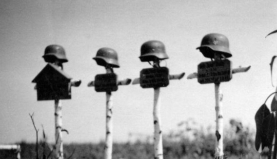 &quot;They buried as many soldiers as could fit in the hole&quot;: about the differences between German and Soviet graves