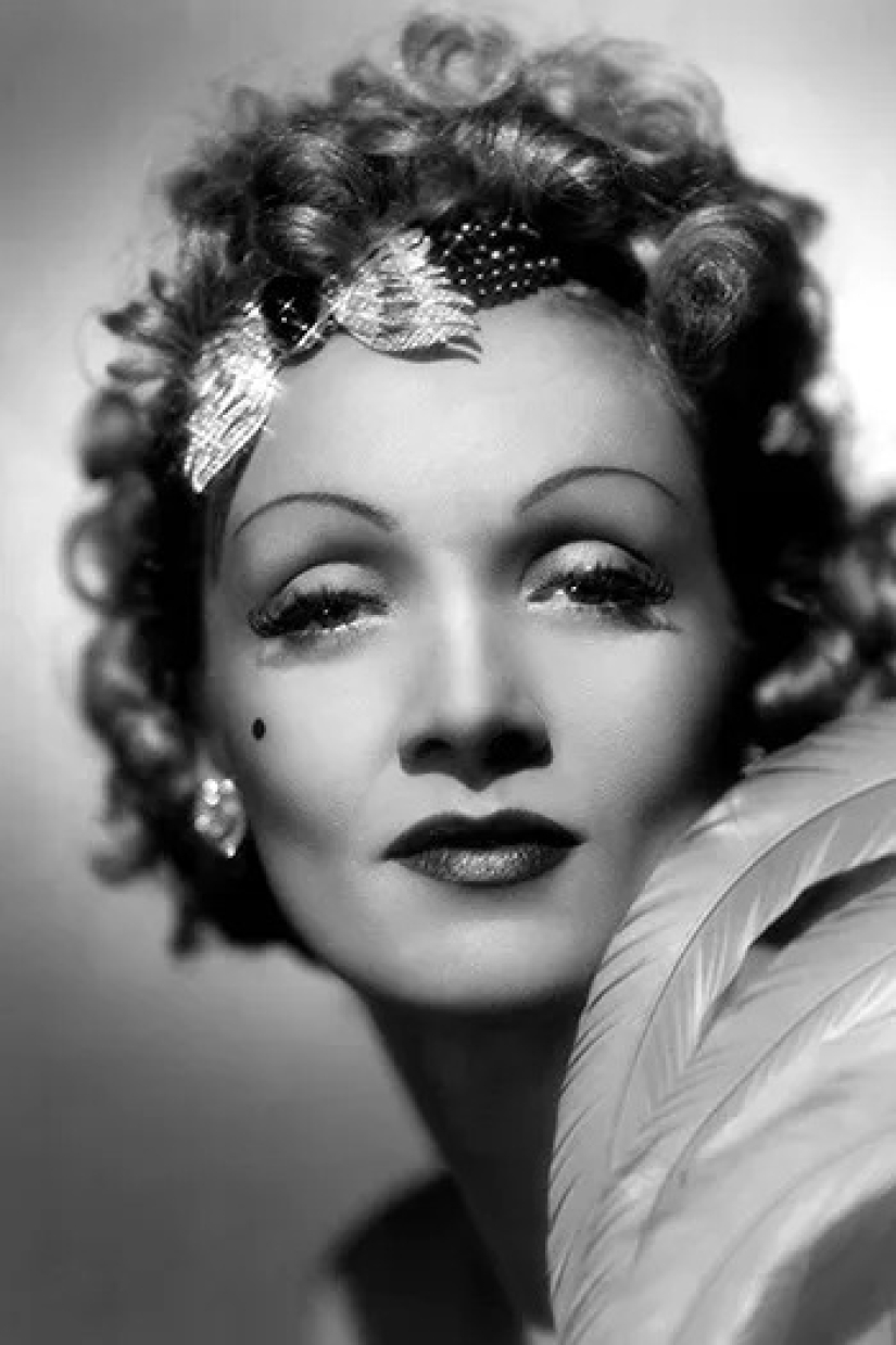 "Threads", arcs and ticks: the evolution of eyebrows from Marlene Dietrich to Cara Delevingne