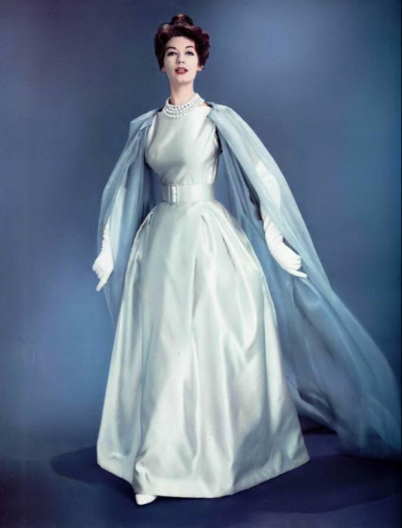 Timeless elegance: Mesmerizing 1950s designs by Jean Patou Timeless elegance: Mesmerizing 1950s designs by Jean Patou