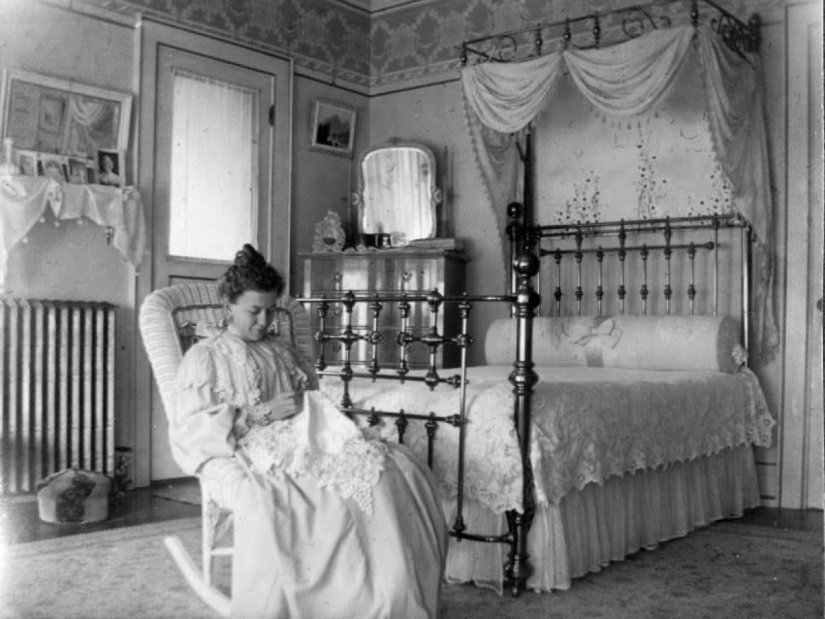 Tips for pregnant women of the past: from just ridiculous to outright harmful Tips for pregnant women of the past: from just ridiculous to outright harmful