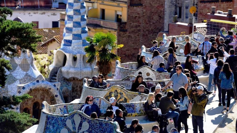 Tired of someone else's vacation: what is overtourism and why has it become a problem?