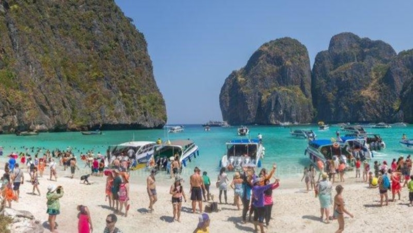 Tired of someone else's vacation: what is overtourism and why has it become a problem?