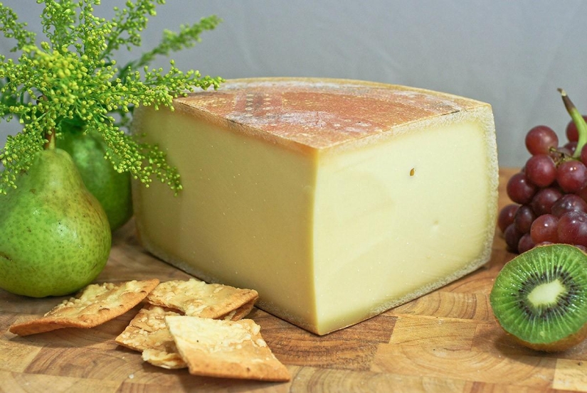 Top 10 cheeses worth trying