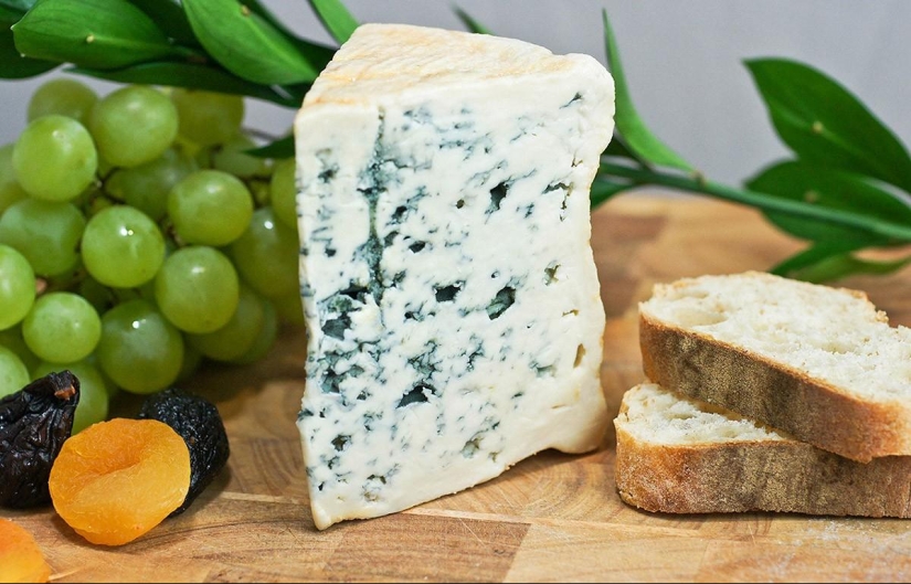 Top 10 cheeses worth trying