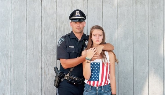 Touching Strangers: Strangers hugging each other